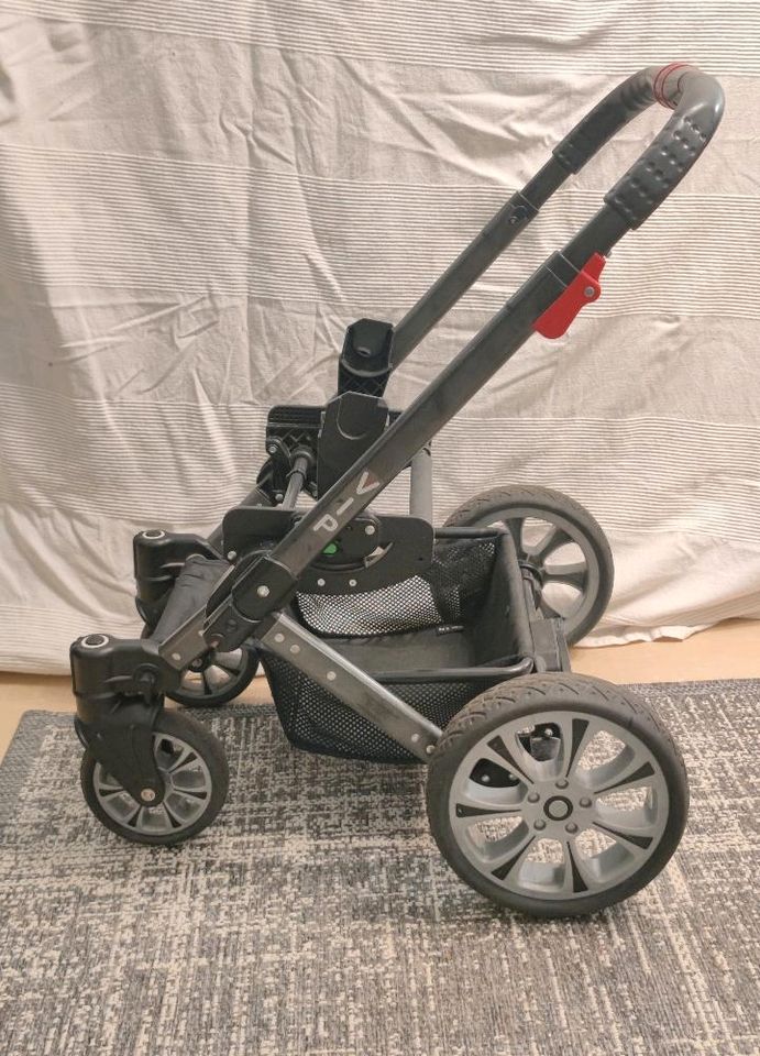 Hartan VIP XL ElefantenSilberDesign Kinderwagen+Babyschale+Zubehö in Erkrath