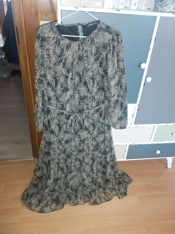 LC Waikiki Kleid Maxi Creme Schwarz Chiffon gr.44 in Pforzheim