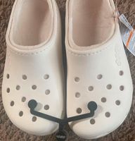 DIVERSE CROCS NEU UND NEUWERTIG!!!! ORIGINAL!!! Neustadt - Neuenland Vorschau