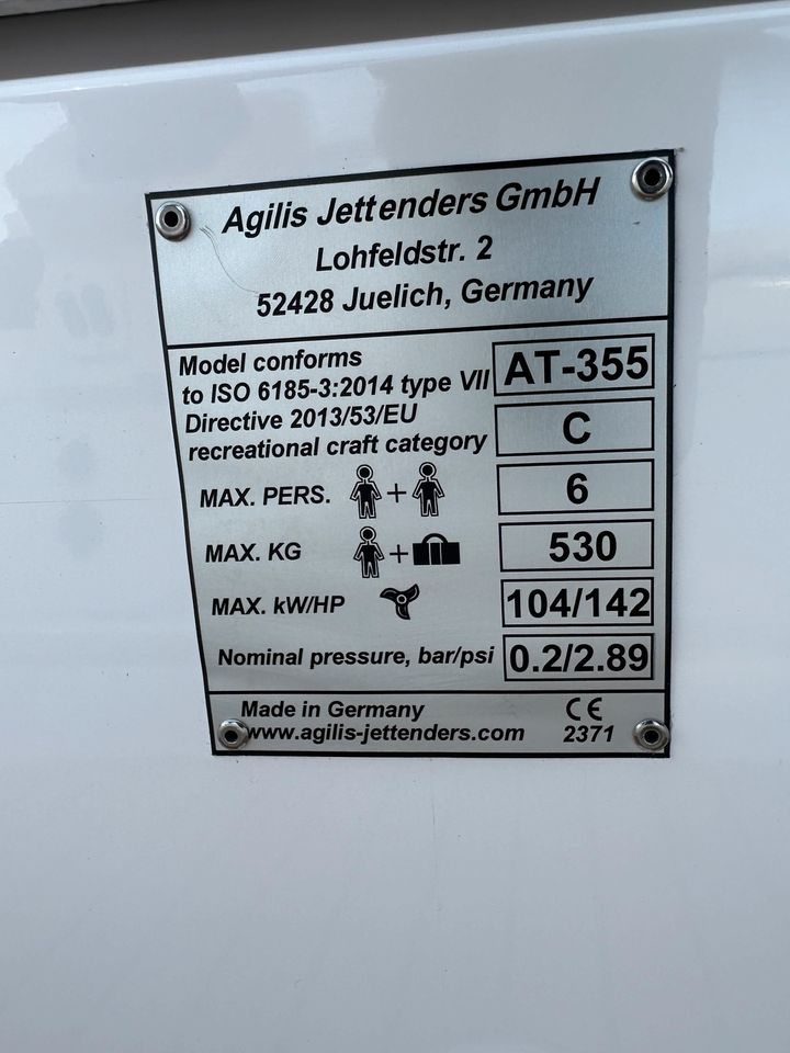 Agilis 355C Jet-Boot *Festrumpfboot* in Friedrichsdorf