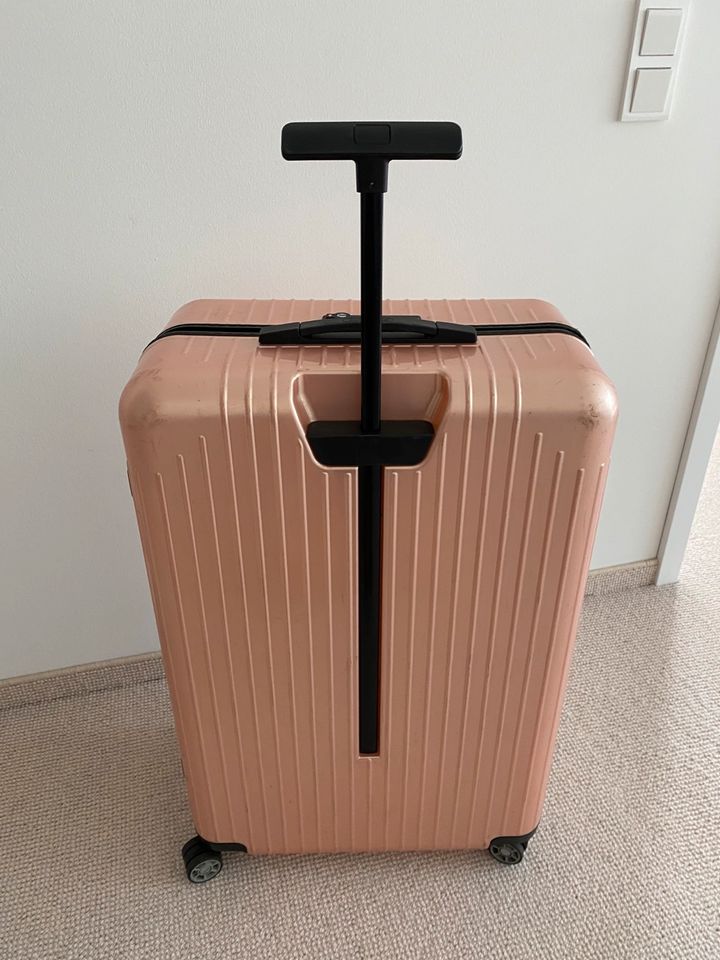 RIMOWA hardshell luggage - pink - Size L in München