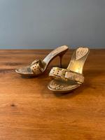 High Heels Gold Offene Heels Damenschuh Gr. 40 Neuwertig Essen - Heisingen Vorschau