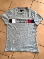 5 Tommy Hilfiger T- Shirts Größe S Hessen - Heppenheim (Bergstraße) Vorschau