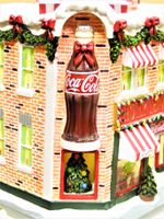Coca Cola Hawthorne Village Holly Leaves Market 2002 kein Lemax Niedersachsen - Aerzen Vorschau