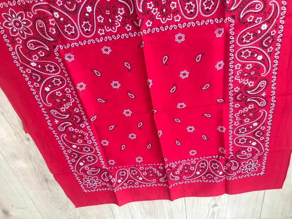 Classic Bandana Tuch, rot Paisley, unbenutzt in Templin