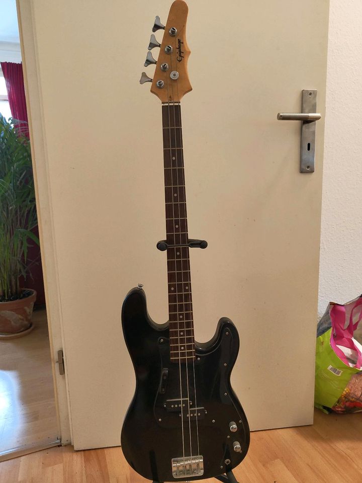 Epiphone E-Bass in Holm