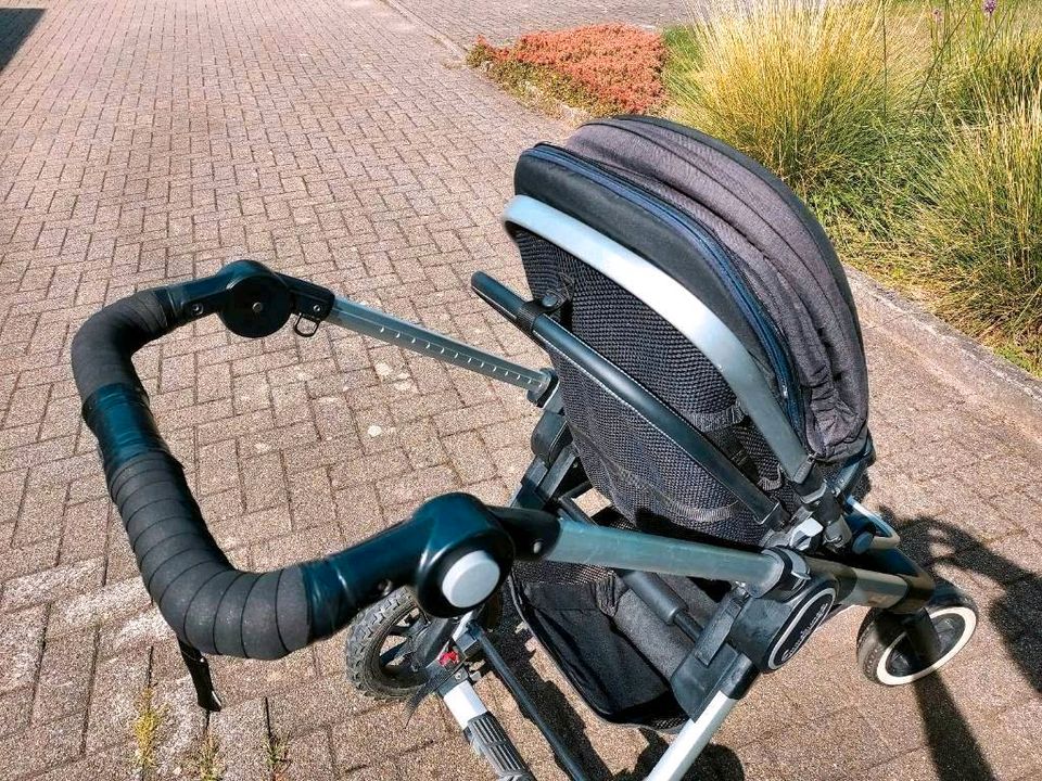 Kinderwagen Emmaljunga nxt 90, Babyschale, Sportw., inkl. Zubehör in Buchenbach