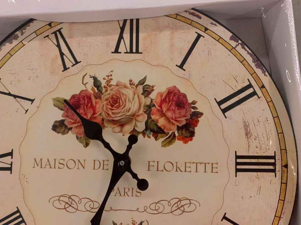 Wanduhr Maison de Florette Paris Rosen Shabby Uhr in Bielefeld