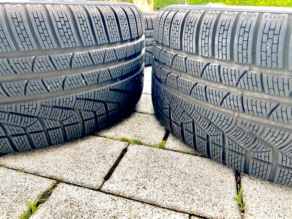 Orig Porsche Panamera 970 Winterräder neue Pirelli Reifen in Mühltal 