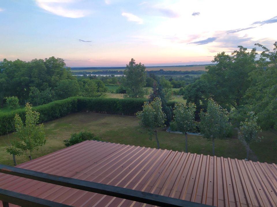 Grundstück mit Haus und Nebengebäude in Süd Ungarn zu verkaufen. in Pfronten