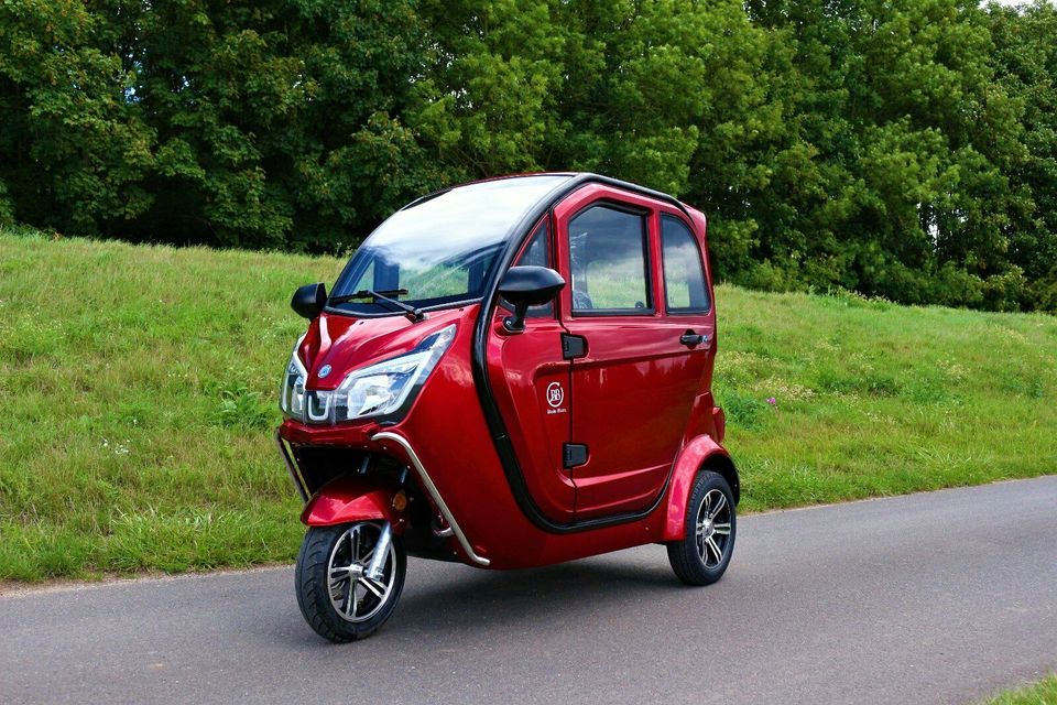 Dreirad Kabinenroller,CityMobil ,Elektroscooter 2200W 72V 65Ah in Gochsheim