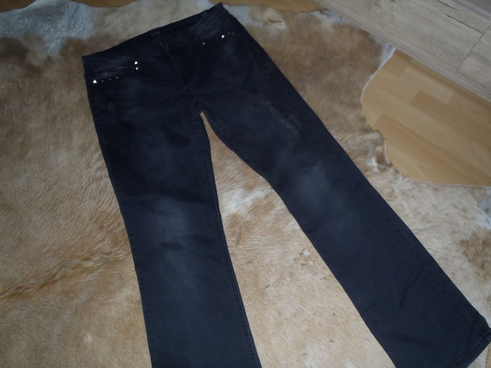 EMP Rock Rebel Damen Jeans Schwarz gerades Bein W33L34 in Nauen