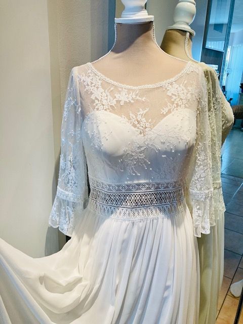 Brautkleid, Rückenfrei, Schleppe, Boho, Ivory in Berlin