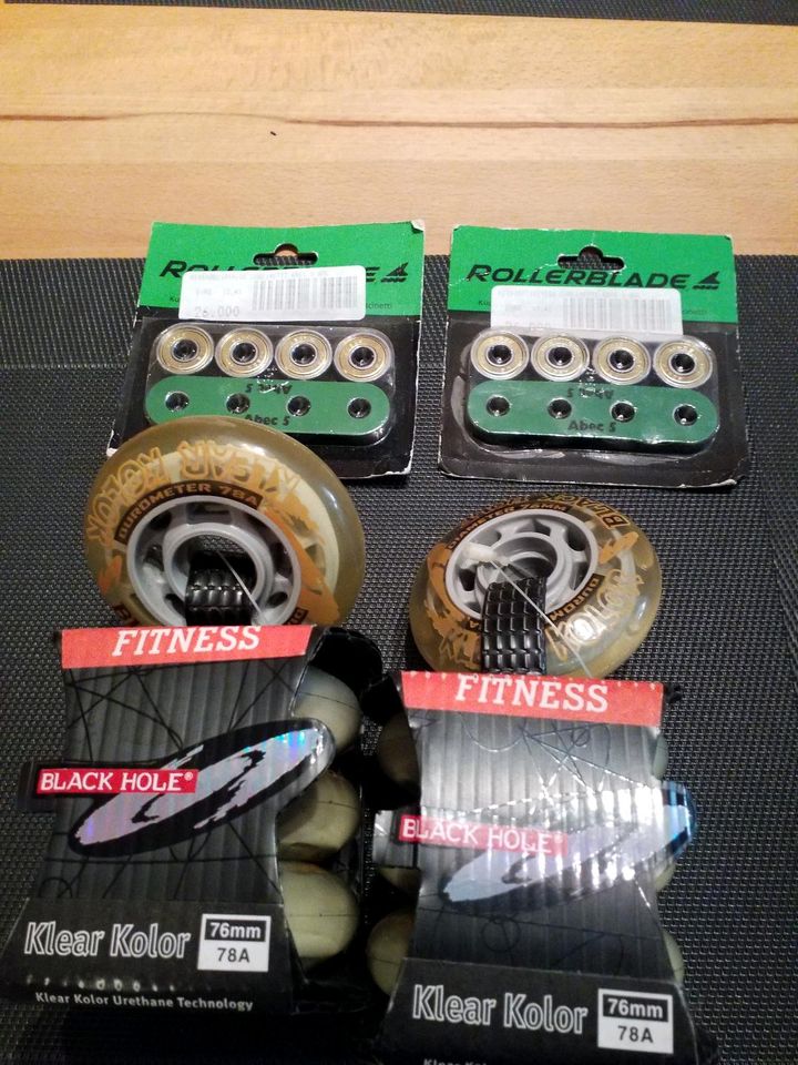 Wheel And Bearing Kit incl. 8 Rollen für Rollerblade 76 mm in Frankfurt am Main