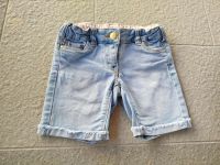 Hose Bermuda Shorts Mädchen ausgezeichnet mit 92, eher 98/104 Niedersachsen - Wildeshausen Vorschau