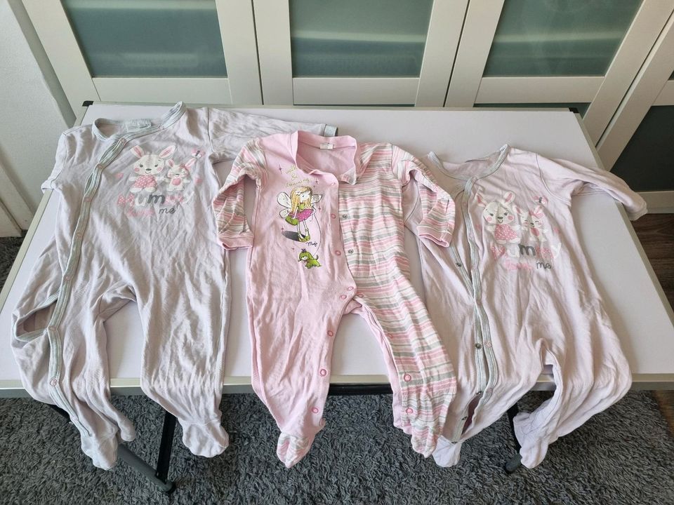 Größe 86 Kinderkleidung,T-Shirt, Hosen,Bodys, Strampler,Jacke in Bochum