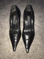 Rylko edle Pumps/Stilettos Gr 35 Hessen - Oberursel (Taunus) Vorschau