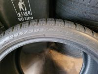 2x Winterreifen 295/30R20 97V Pirelli 5,7mm N0 Nordrhein-Westfalen - Niederkassel Vorschau