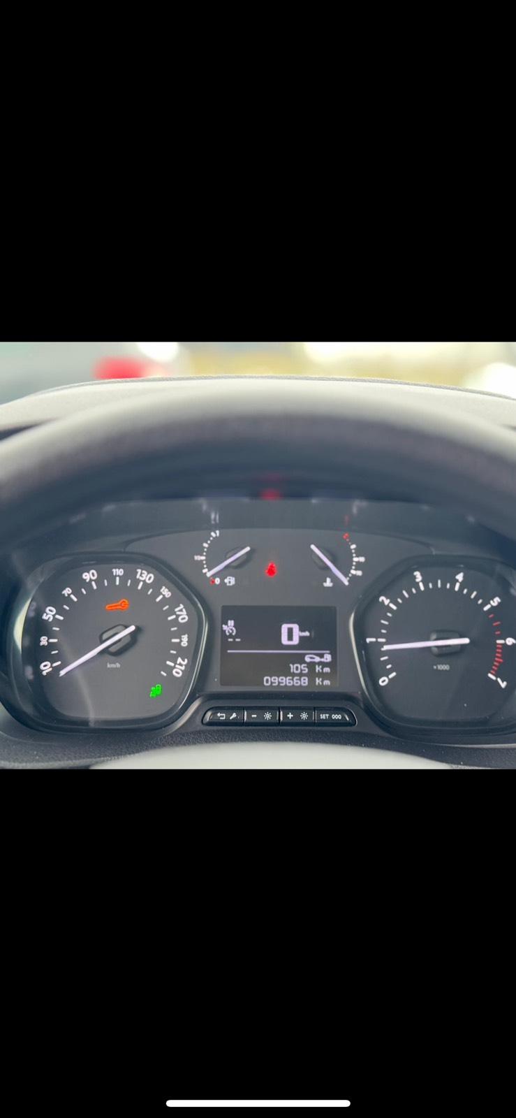 Abbildung des Autos Toyota Proace 1.5, Schec…