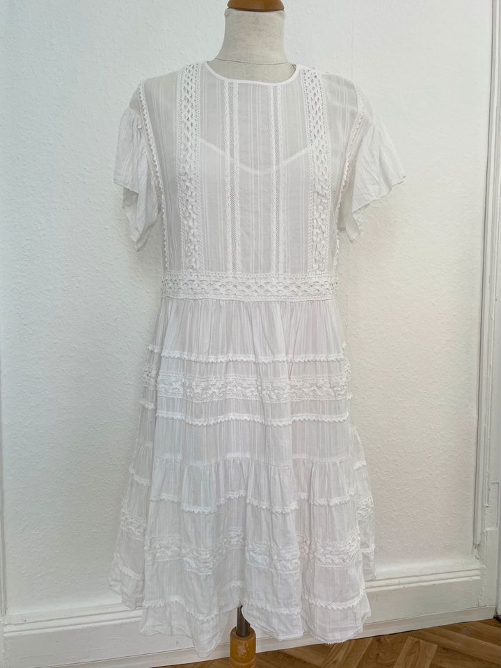 Kleid / Sommerkleid in Weiß mit Spitze von Closed neu in Hamburg