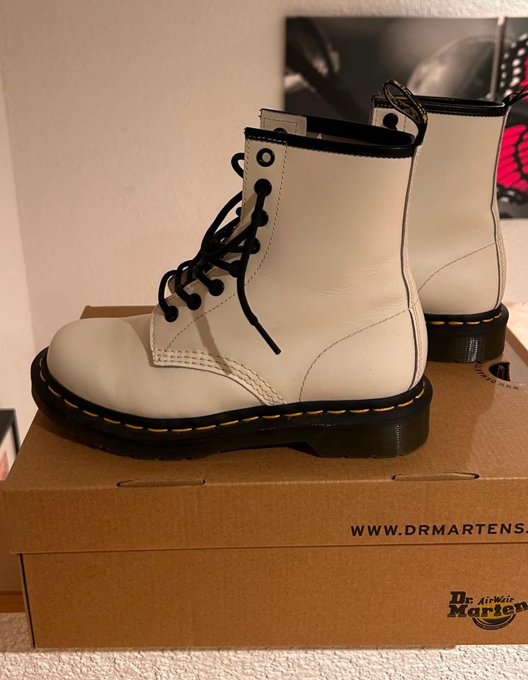 Dr. Martens 1460 Original 8-loch Stiefel WEISS Gr. 36 EU wie Neu in Kusterdingen