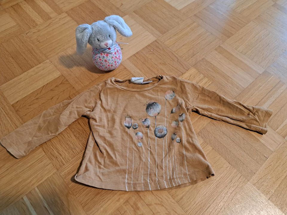 Pulli Sweatshirt Set 74 Zara Mädchen Frühling Sommer in München