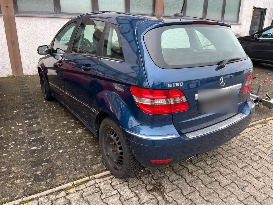 Mercedes Benz B180 CDI Unfall 2Hd in Alsbach-Hähnlein