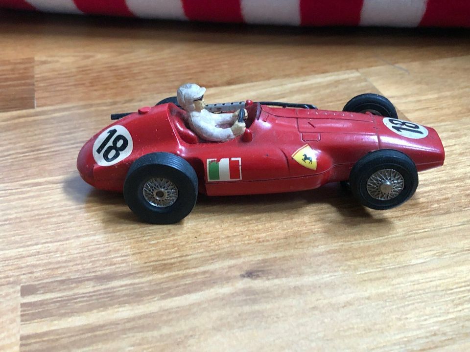 Märklin Sprint 1956 Ferrari Supersqualo Nr.18 rot Slotcar 1:32 in Kassel