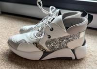 Sneaker von der Marke Colors of California. Hessen - Wehrheim Vorschau