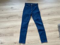 Wie neu! H&M Skinny Fit Jeans Gr. 170 dunkelblau Niedersachsen - Aerzen Vorschau