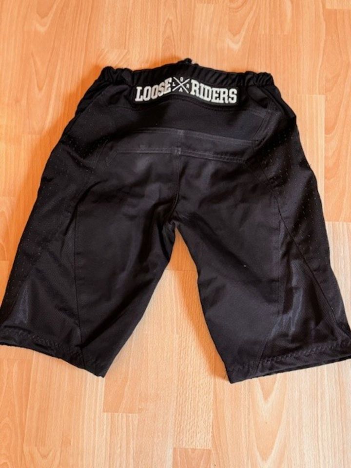 Loose Riders MTB-SHORTS C/S M / 32 in Großholbach