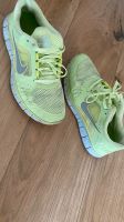 Nike free Run Turnschuhe Gr 39 neon Dresden - Pieschen Vorschau