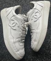 Chanel Sneaker Schuhe 37 Leder CC Berlin - Mitte Vorschau