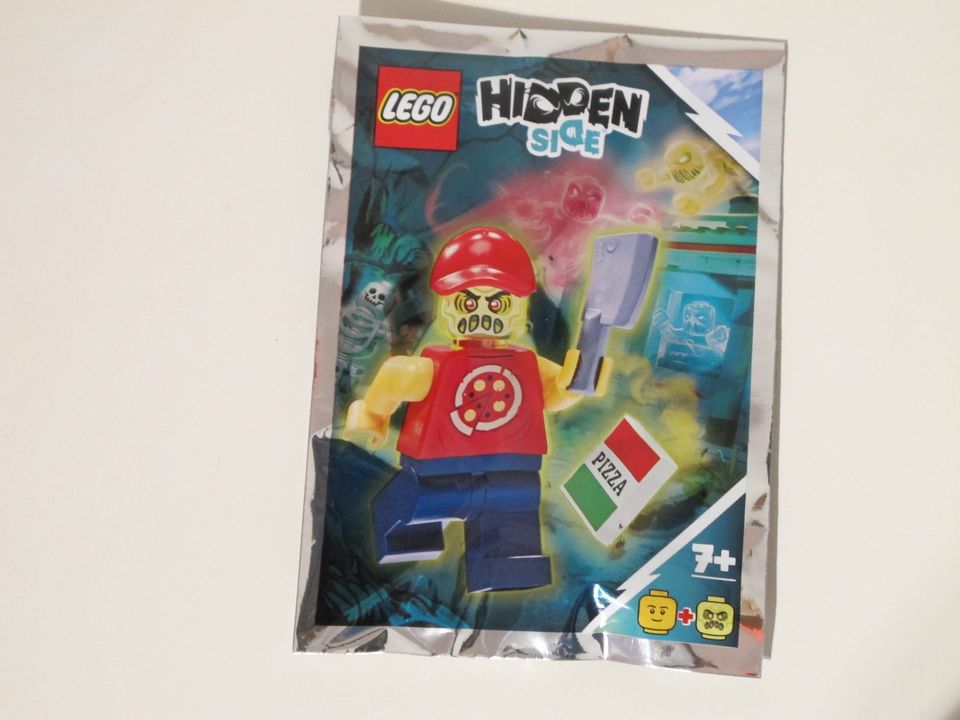 LEGO City und Hidden Side Magazine Gifts in Bocholt