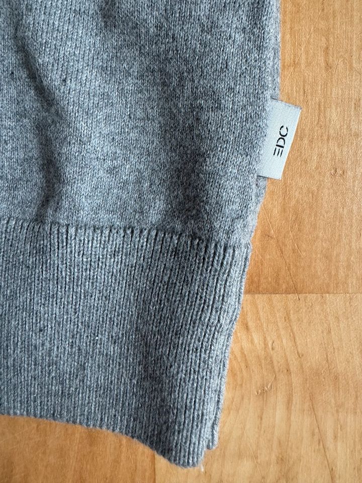 ESPRIT Pullover mit Kaschmir Größe M NEU in Heikendorf