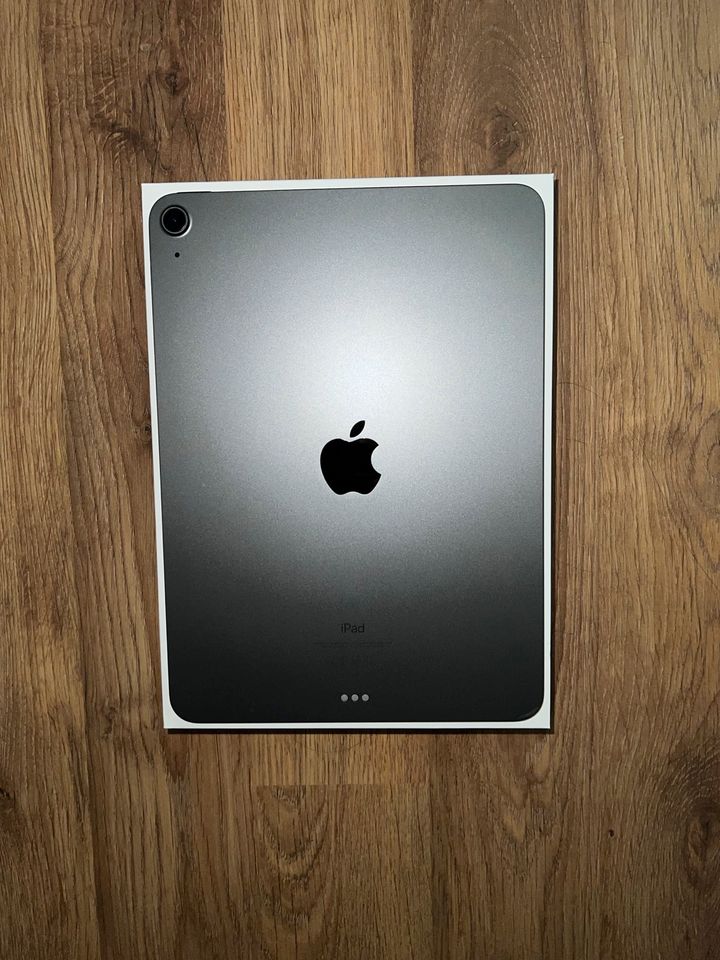 10,9 iPad Air WiFi 64 GB + Apple Pencil 2 Gen. in Köln