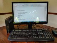 kompletter Computer PC mit Monitor Tastatur und Maus Bayern - Niedertaufkirchen Vorschau