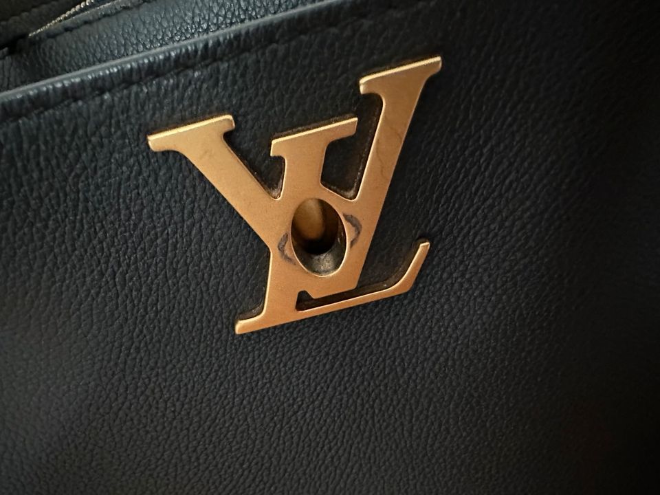 Louis Vuitton Lockmeto Tasche schwarz mit Rechnung NP 2280€ in Algermissen