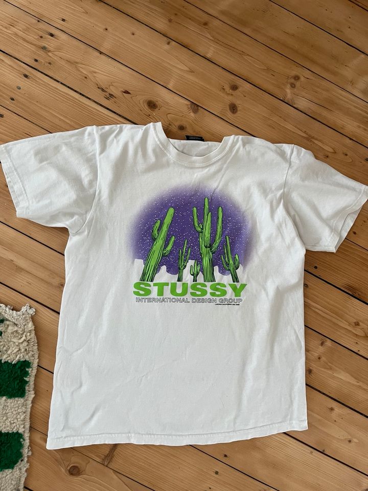 Stüssy T-Shirt in Düsseldorf