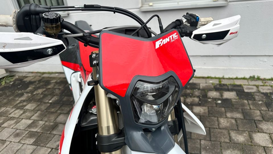 FANTIC XEF SUPERMOTO 450 SUPERMOTARD/CROSS/HIGHEND/POWER in Großbottwar