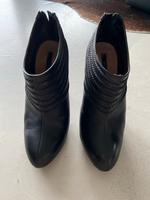 Pumps, Stiefeletten, Grösse 37, Leder, ZARA Nordrhein-Westfalen - Ratingen Vorschau