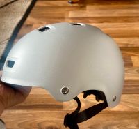 Helm für Fahrrad oder Skateboard/in liner Frankfurt am Main - Ostend Vorschau