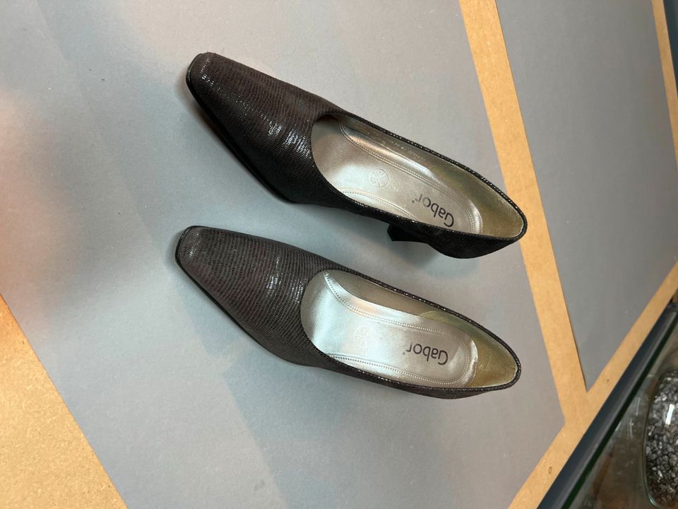 Damenschuhe Gabor Pumps in Dasing