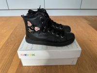 TOP Leder Turnschuhe von *GEOX* Gr. 33 NP 65€ Mitte - Wedding Vorschau