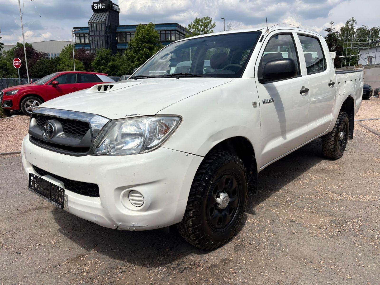 Abbildung des Autos Toyota Hilux Double Cab …