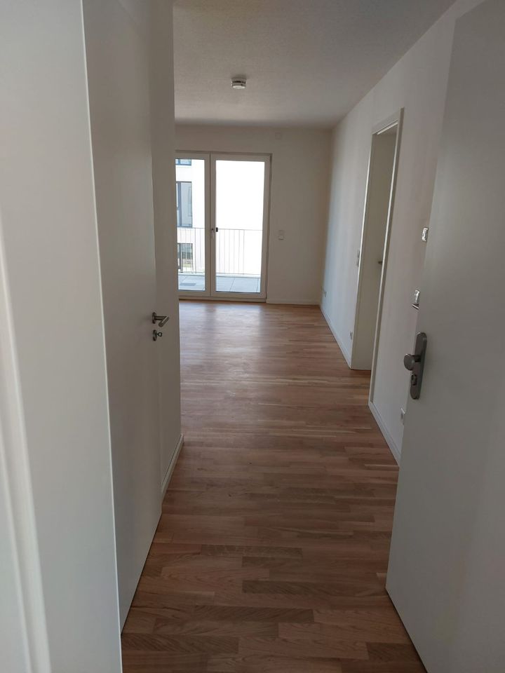 Gemütliche 2 Zimmer Wohnung mit Badezimmer inklusive Einbauküche in Neunkirchen a. Brand