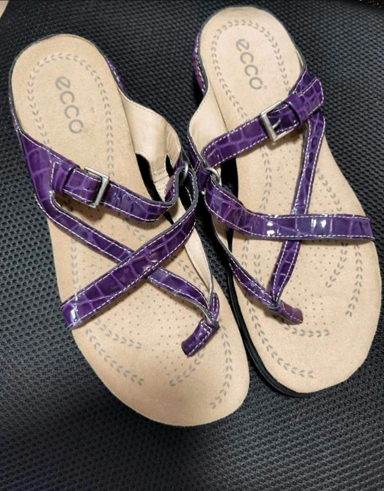 Ecco Light Sandalen Zehentrenner NEU Größe 38 in Mönchengladbach