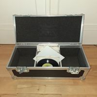 Swan Flight Case für 300 7" Vinyl Schallplatten 45s Plattenkoffer Friedrichshain-Kreuzberg - Kreuzberg Vorschau