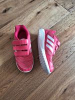 adidas Turnschuhe Hallenschuhe Sneaker pink Gr 33 Rheinland-Pfalz - Büchel Vorschau