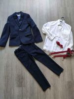 5 tlg. Anzugset 128-134 H&M Slim dunkelblau m. Hosenträger,Fliege Bayern - Schweinfurt Vorschau